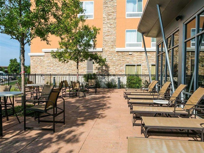 Cambria Hotel Denver International Airport Aurora Exterior photo