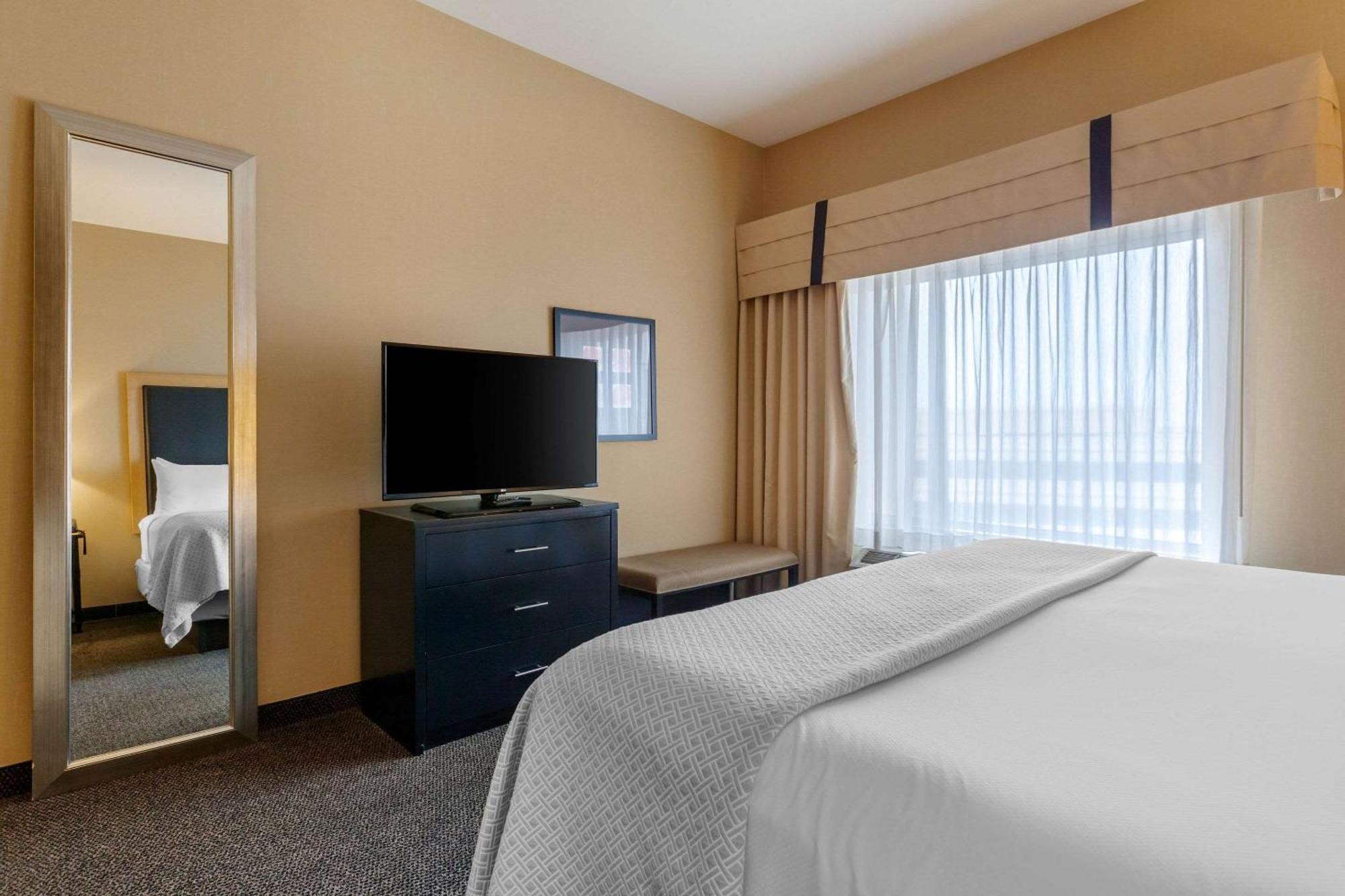 Cambria Hotel Denver International Airport Aurora Exterior photo