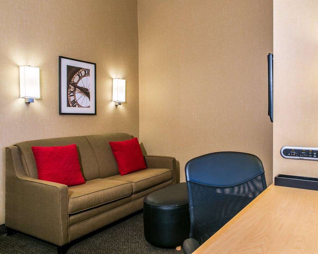 Cambria Hotel Denver International Airport Aurora Exterior photo