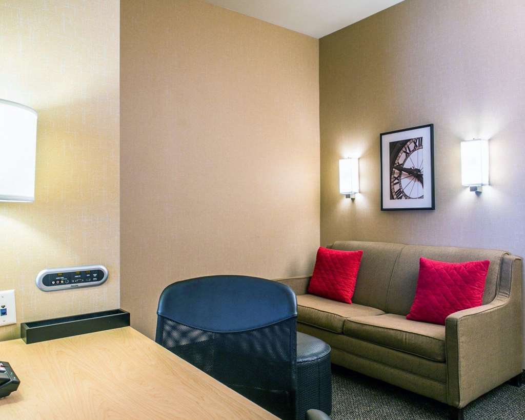 Cambria Hotel Denver International Airport Aurora Exterior photo